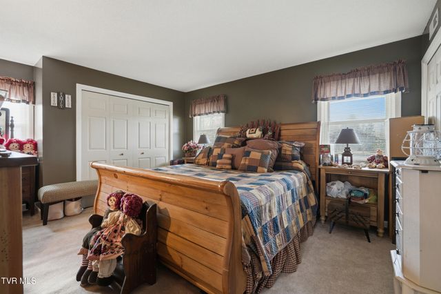 6320 Booth Court, Kingsport, TN 37663