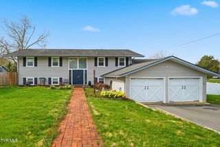 6320 Booth Court, Kingsport, TN 37663