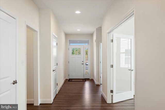 105 AMBERFIELD CT, Winchester, VA 22602