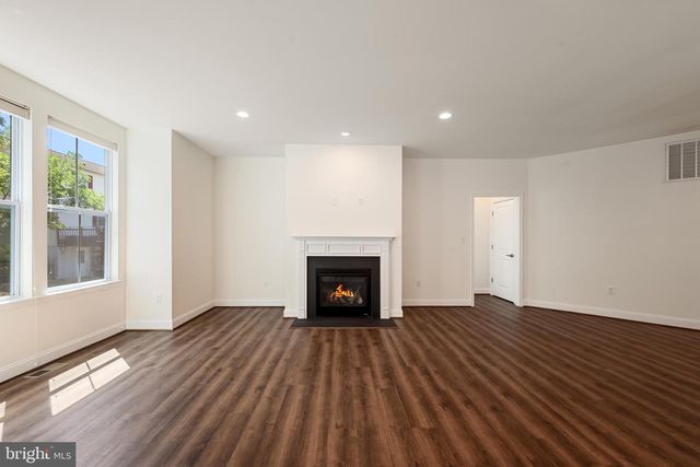 105 AMBERFIELD CT, Winchester, VA 22602