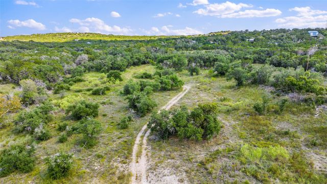 3817 Hart Hollow DR, Spicewood, TX 78669