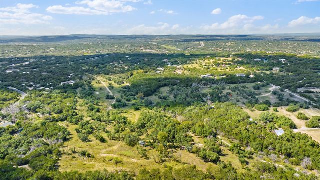 3817 Hart Hollow DR, Spicewood, TX 78669