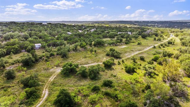 3817 Hart Hollow DR, Spicewood, TX 78669