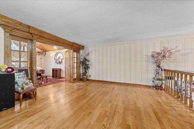 479 Mary Street S, Maplewood, MN 55119