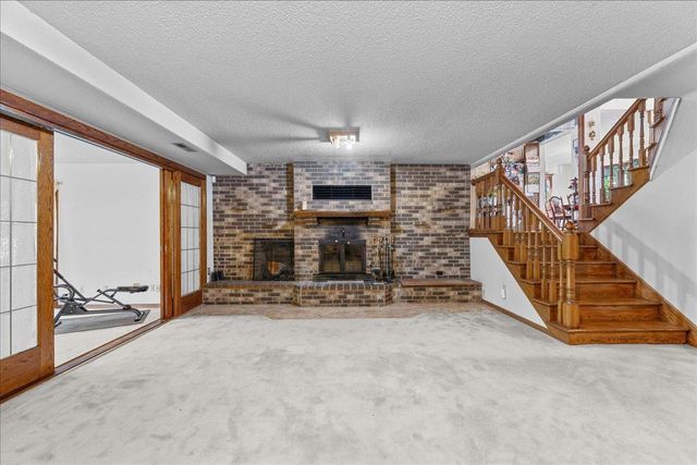 479 Mary Street S, Maplewood, MN 55119