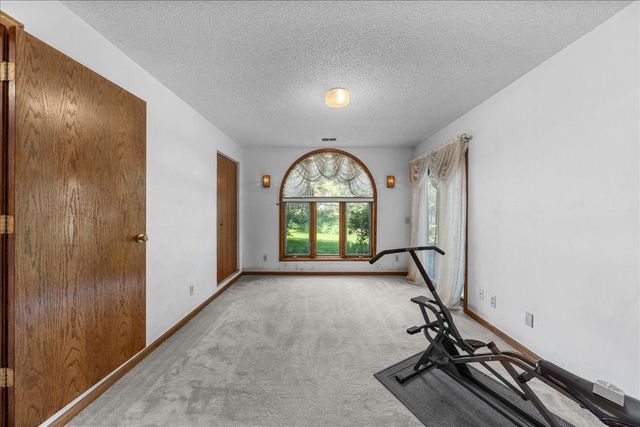 479 Mary Street S, Maplewood, MN 55119