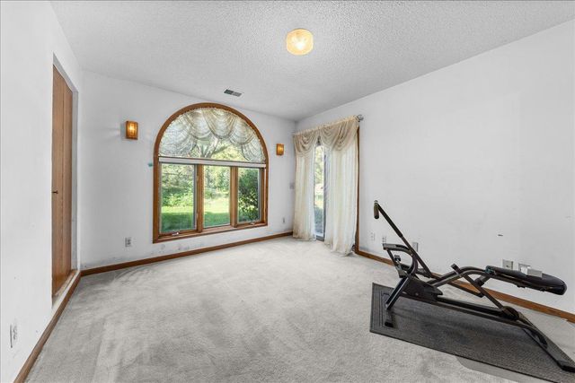 479 Mary Street S, Maplewood, MN 55119