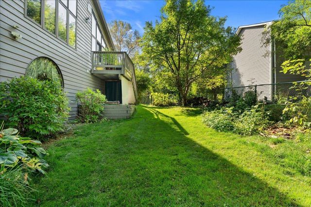 479 Mary Street S, Maplewood, MN 55119