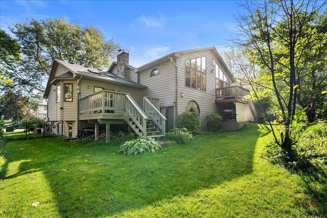 479 Mary Street S, Maplewood, MN 55119