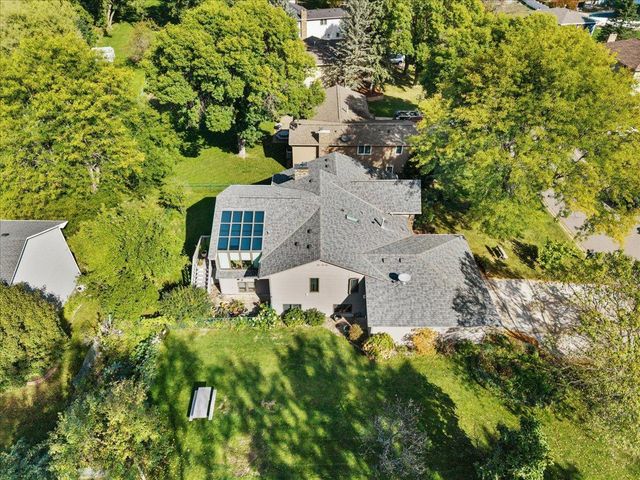 479 Mary Street S, Maplewood, MN 55119