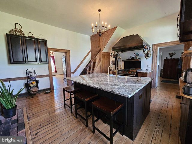 296 PIEDMONT LN, Charles Town, WV 25414