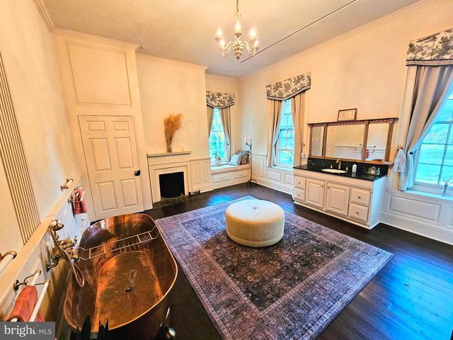 296 PIEDMONT LN, Charles Town, WV 25414
