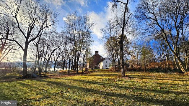 296 PIEDMONT LN, Charles Town, WV 25414