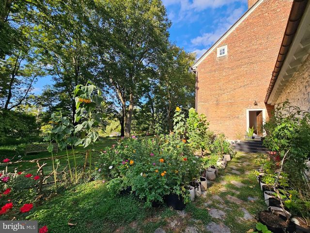 296 PIEDMONT LN, Charles Town, WV 25414