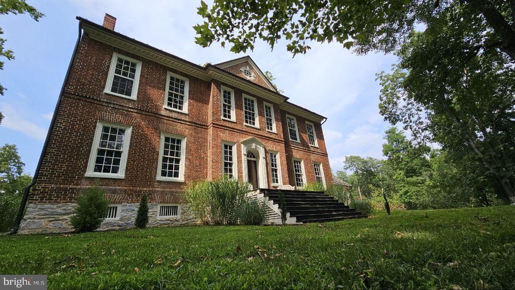 296 PIEDMONT LN, Charles Town, WV 25414