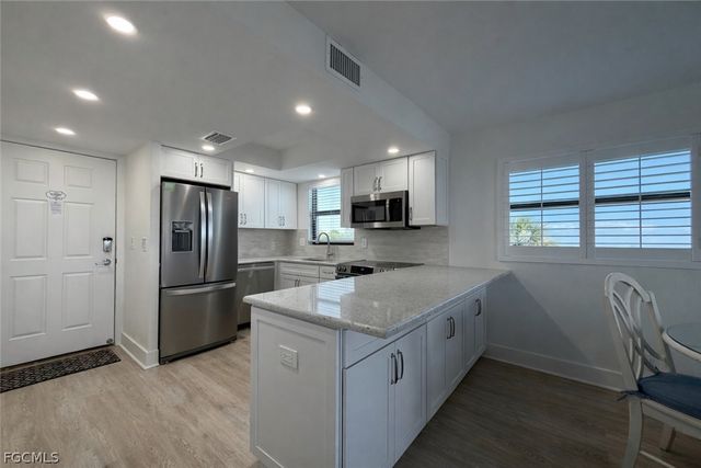 2230 Camino Del Mar DR 1D2, Sanibel, FL 33957