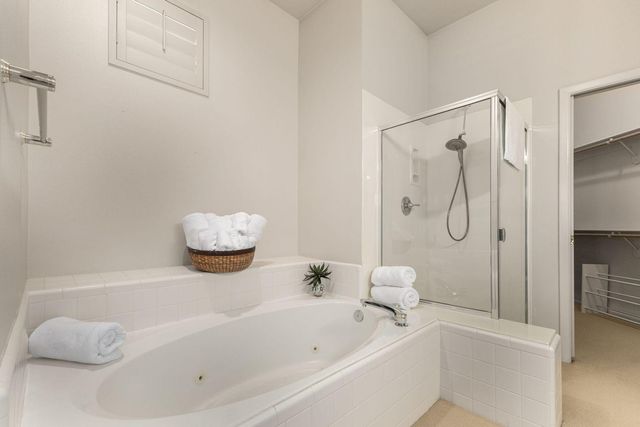 8270 N Hayden Road 2043, Scottsdale, AZ 85258