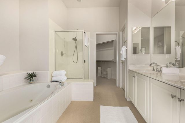 8270 N Hayden Road 2043, Scottsdale, AZ 85258