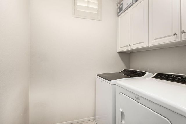 8270 N Hayden Road 2043, Scottsdale, AZ 85258