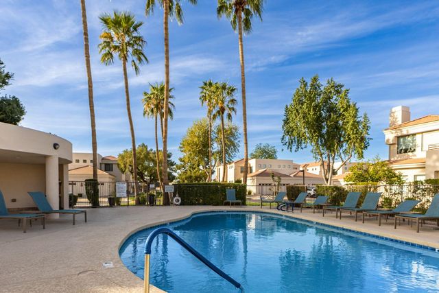 8270 N Hayden Road 2043, Scottsdale, AZ 85258