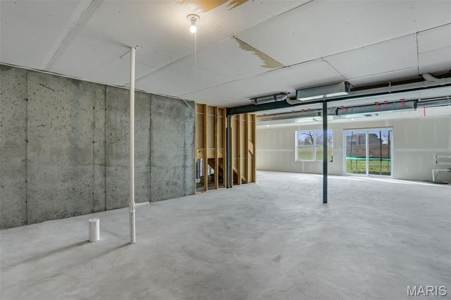 809 Londonbury Court, Wentzville, MO 63385