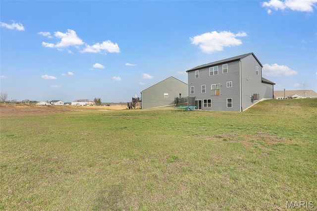 809 Londonbury Court, Wentzville, MO 63385