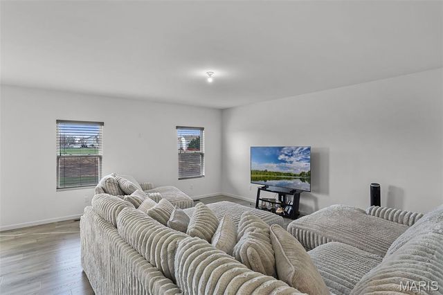 809 Londonbury Court, Wentzville, MO 63385