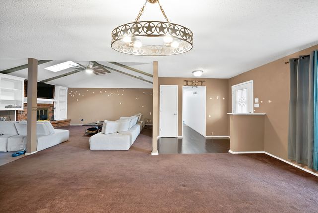 6305 Arthur Drive, Edgecliff Village, TX 76134