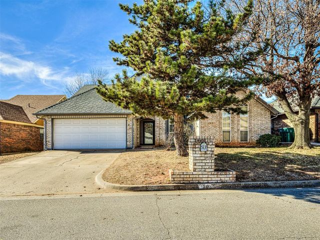 513 Greenfield Drive, Yukon, OK 73099