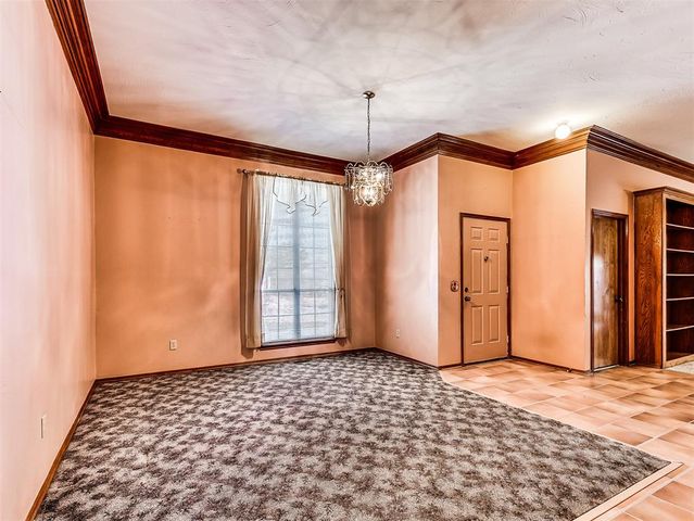 513 Greenfield Drive, Yukon, OK 73099