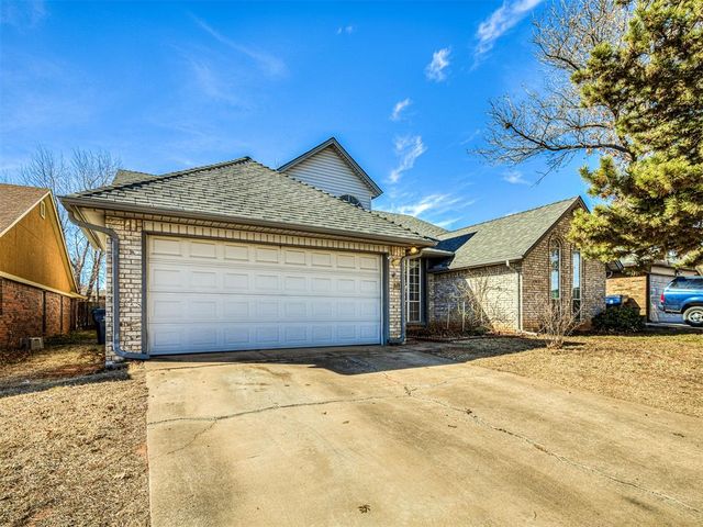 513 Greenfield Drive, Yukon, OK 73099