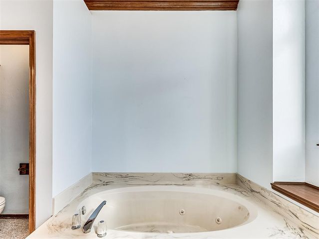 513 Greenfield Drive, Yukon, OK 73099