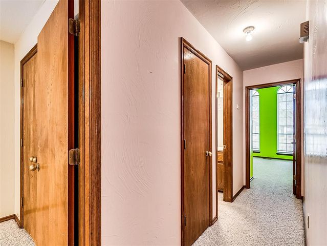 513 Greenfield Drive, Yukon, OK 73099