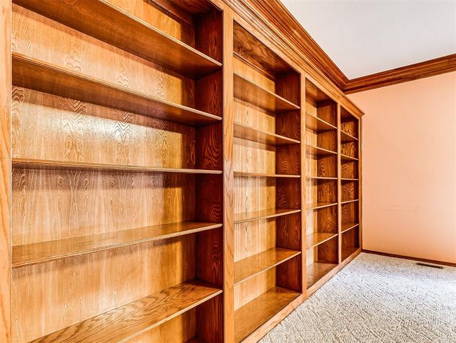 513 Greenfield Drive, Yukon, OK 73099