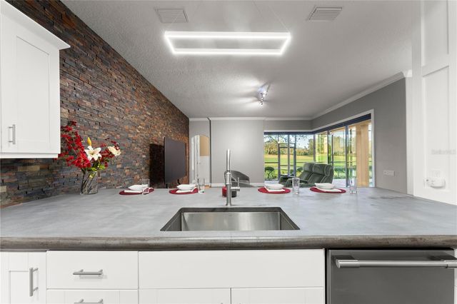 19 S WATERVIEW DRIVE, Palm Coast, FL 32137