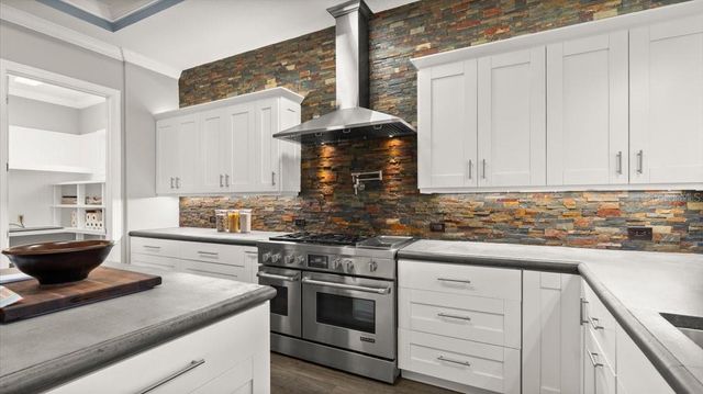 19 S WATERVIEW DRIVE, Palm Coast, FL 32137