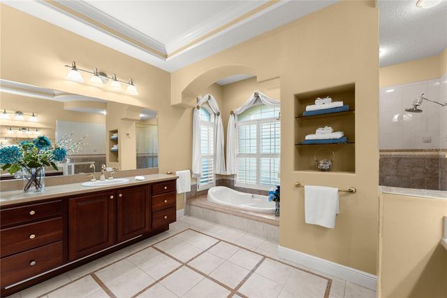 19 S WATERVIEW DRIVE, Palm Coast, FL 32137