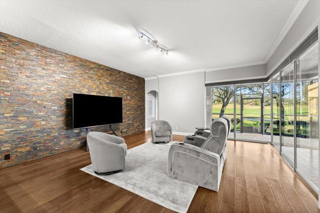 19 S WATERVIEW DRIVE, Palm Coast, FL 32137