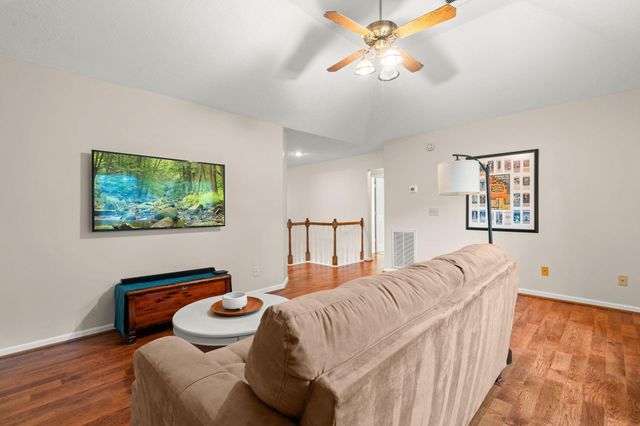 34 Plum Blossom Place, The Woodlands, TX 77381