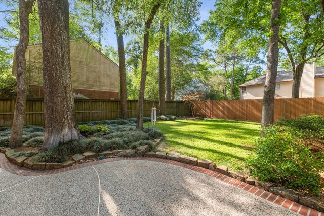 34 Plum Blossom Place, The Woodlands, TX 77381