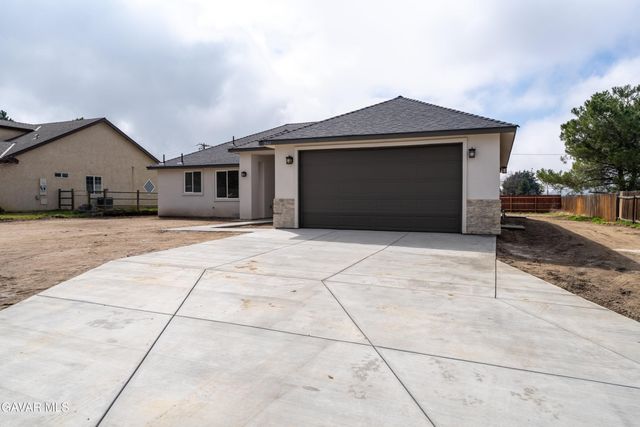 18461 Branding Iron Court, Tehachapi, CA 93561