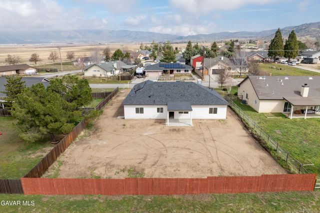 18461 Branding Iron Court, Tehachapi, CA 93561
