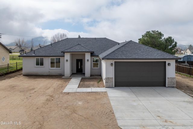 18461 Branding Iron Court, Tehachapi, CA 93561