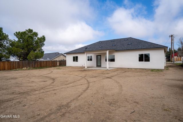 18461 Branding Iron Court, Tehachapi, CA 93561