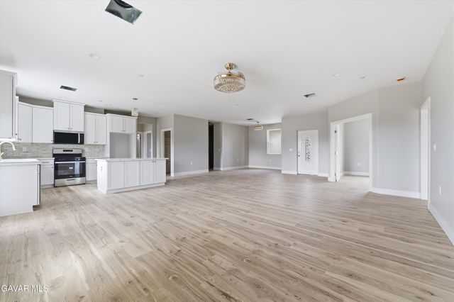 18461 Branding Iron Court, Tehachapi, CA 93561