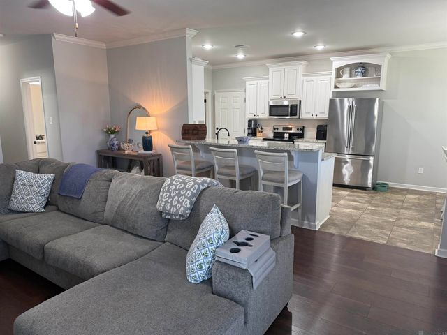 4819 Aubrey Ann Dr, Addis, LA 70710