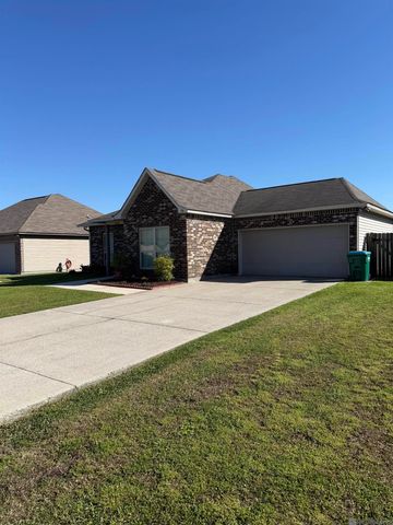 4819 Aubrey Ann Dr, Addis, LA 70710