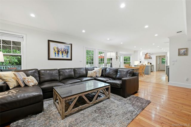20 Longacre Drive, Huntington, NY 11743