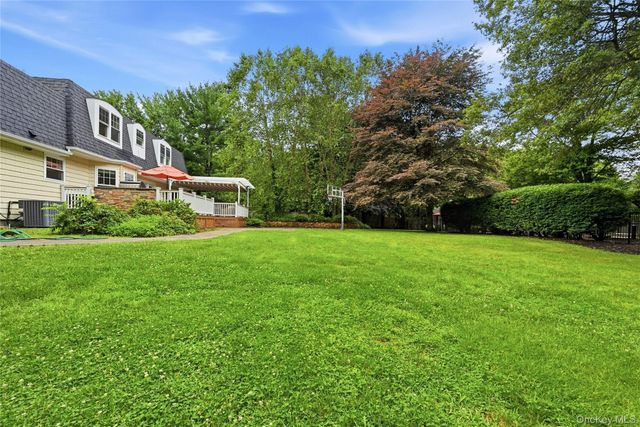 20 Longacre Drive, Huntington, NY 11743