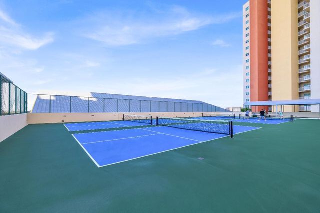 2650 Lake Shore Drive 1006, Riviera Beach, FL 33404